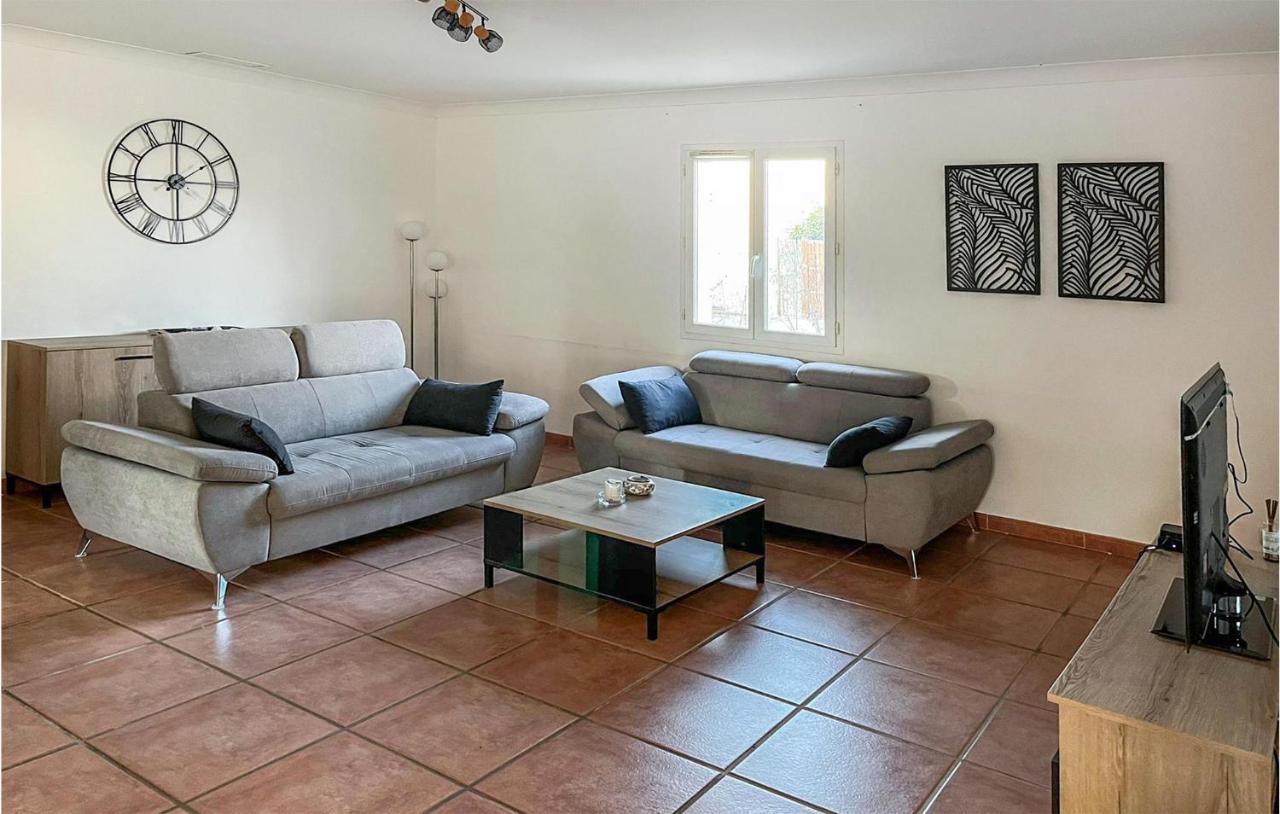 Stunning Home In Salles Daude With Wifi Экстерьер фото